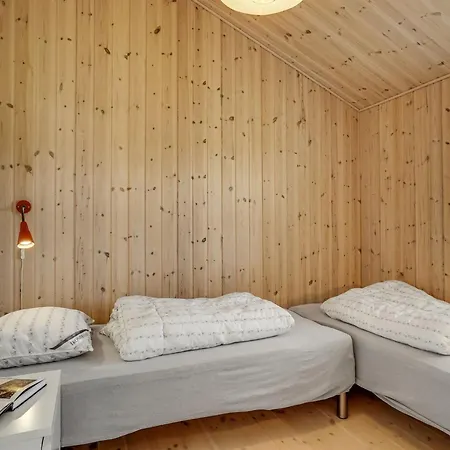 Frerich - 1-5km From The Sea By Interhome