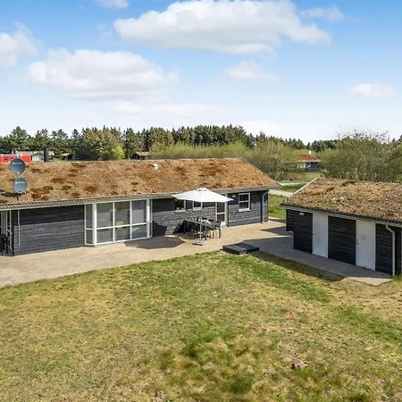 Frerich - 1-5km From The Sea By Interhome *